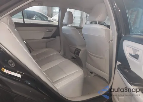 2015 Toyota Camry Xle z USA, uszkodzony, nr VIN 4T4BF1FK5FR508280